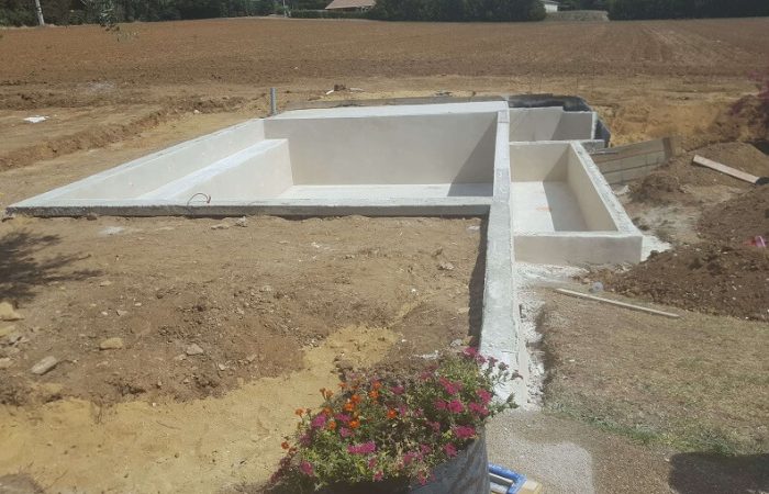 piscine monobloc enduit bassin