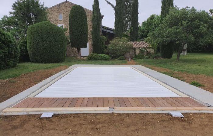 piscine monobloc 11x5 volet imergé bois éxotic